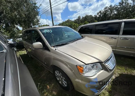 2016 Chrysler Town & Country Touring z USA, uszkodzony, nr VIN 2C4RC1BG1GR259868